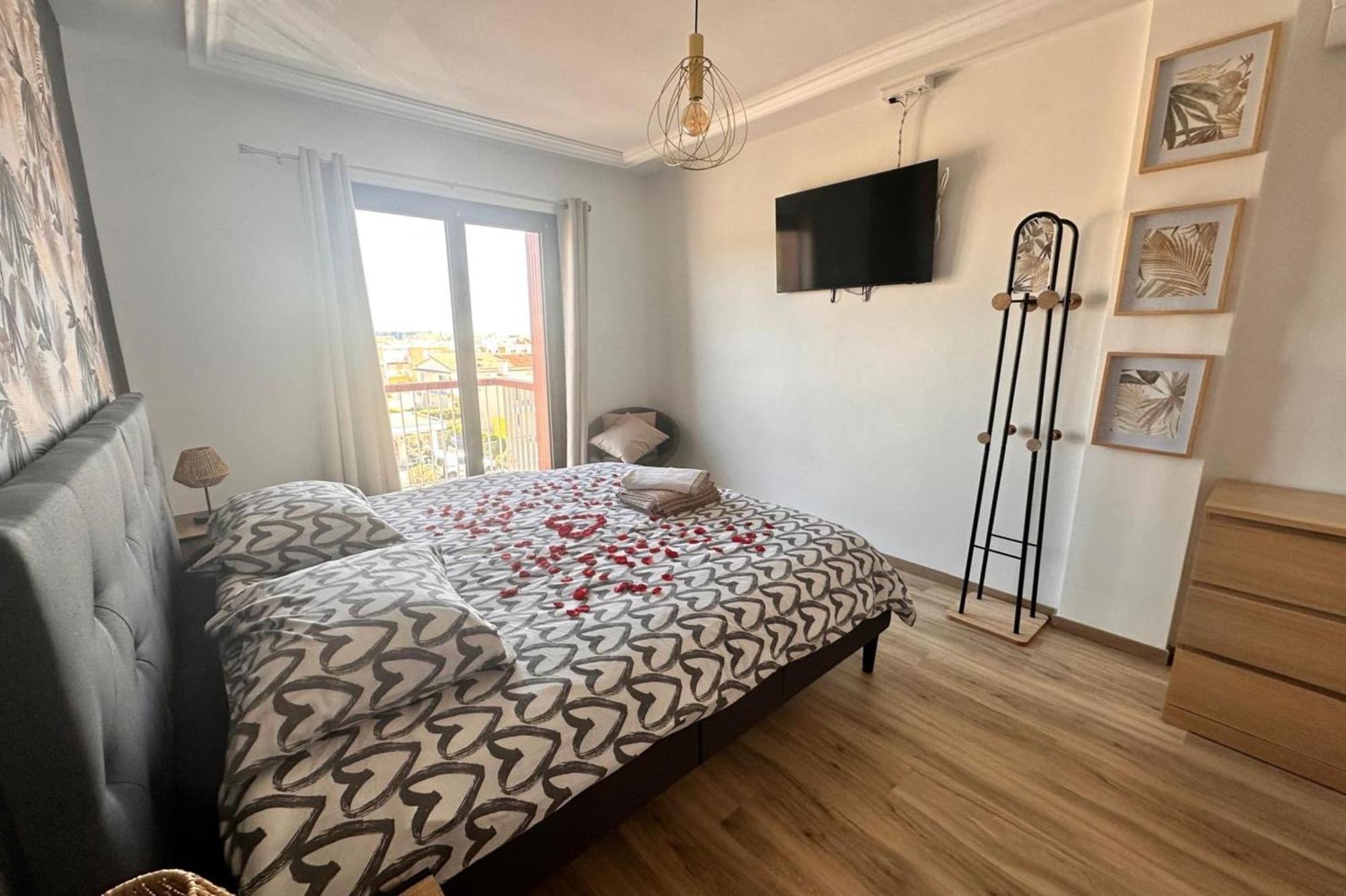 Le Mistral Appartement Standing Avec Vue Mer Exceptionnelle En 1Ere Ligne Le Grau-du-Roi Exterior photo