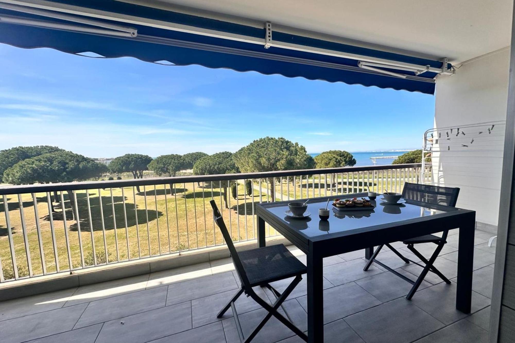 Le Mistral Appartement Standing Avec Vue Mer Exceptionnelle En 1Ere Ligne Le Grau-du-Roi Exterior photo