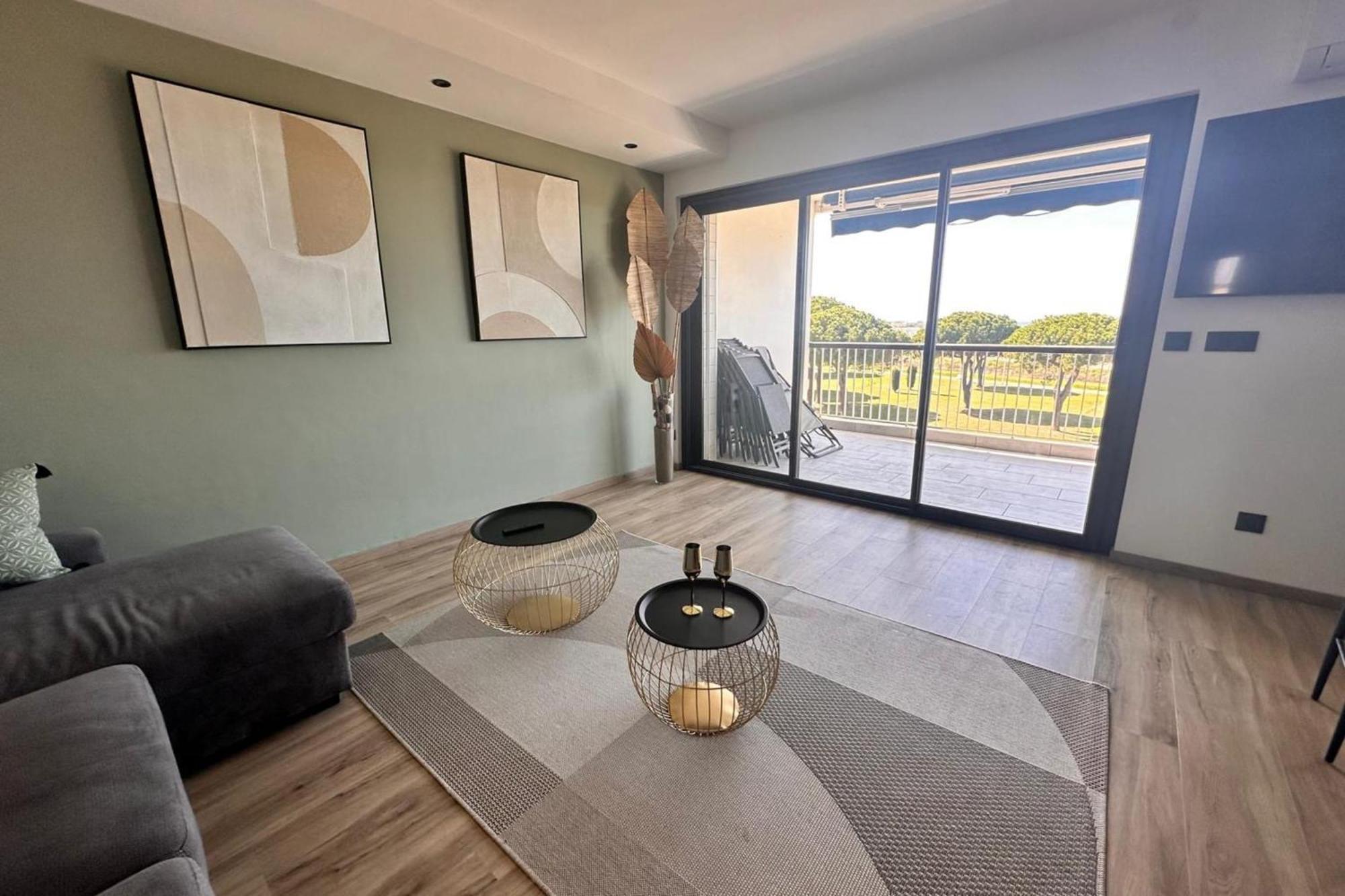 Le Mistral Appartement Standing Avec Vue Mer Exceptionnelle En 1Ere Ligne Le Grau-du-Roi Exterior photo